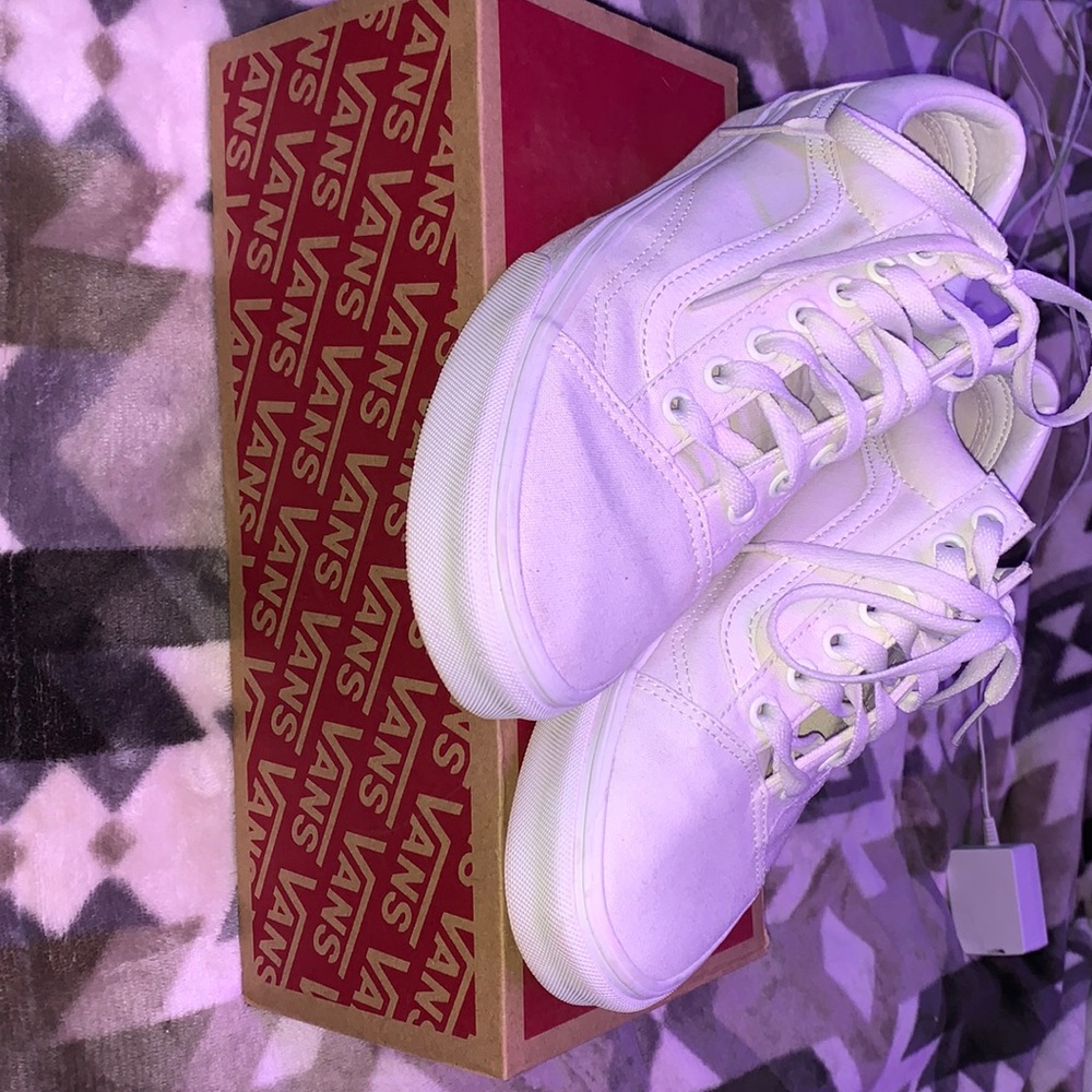 White vans